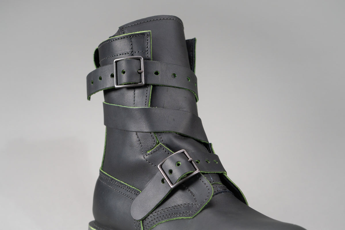 Alien Blood Core Tanker Boot – Rose Anvil