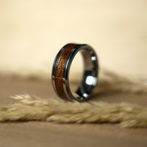 Mahogany ring